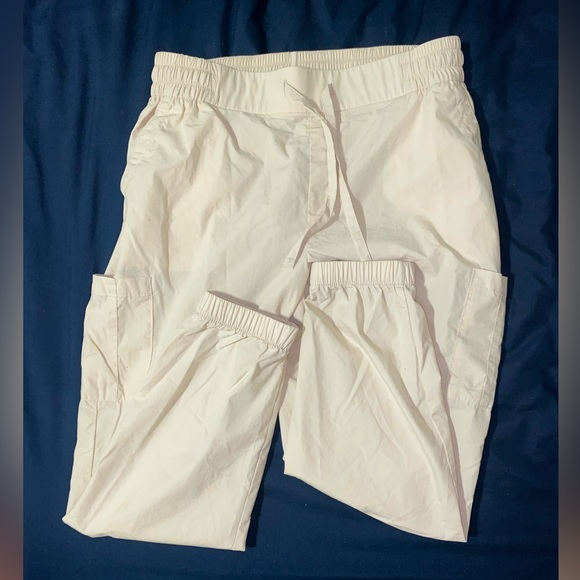 Old Navy wishbone joggers - Picture 2 of 5